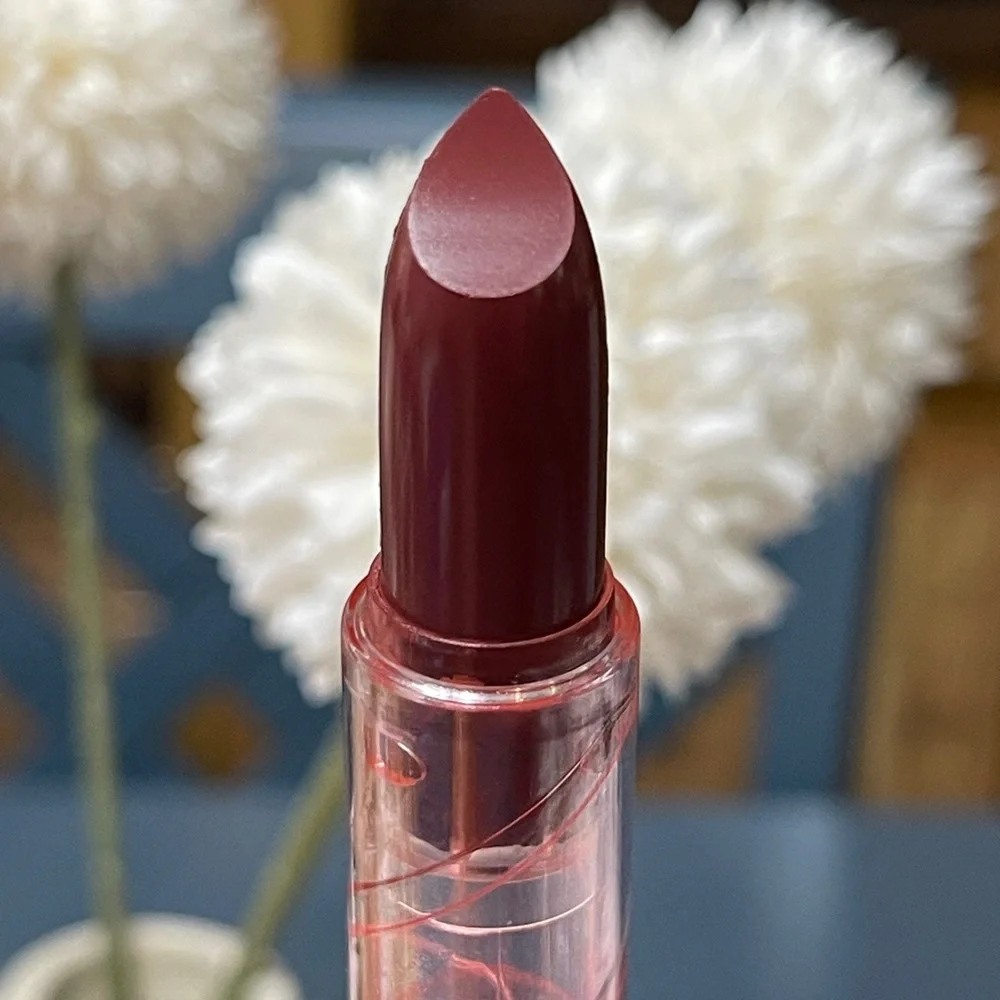 SOPHIA+MABELLE Hydrating Hybrid Lipstick Balm in “Weekend getaway”